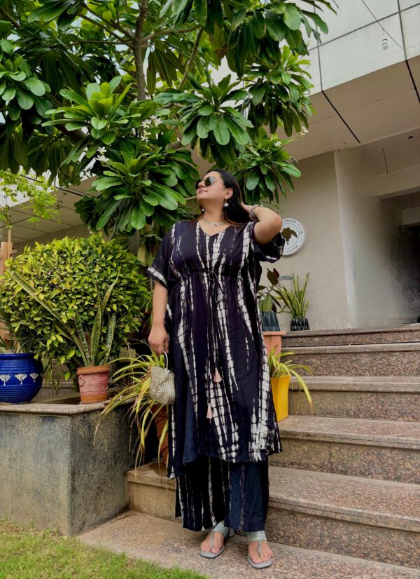 Boho Kaftan Set, Vacation Co-ord Set, Lounge Wear for Women, Size Inclusive Kaftans, Luxury Kaftan Online, Ethnic Co-ord Sets, Designer Kaftans India, Beach Wear Outfit, Tropical Resortwear, Festive Co-ord for Women
